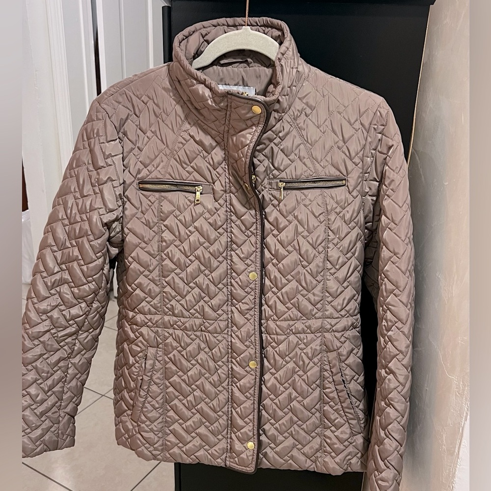 COLE HAAN Women’s Sz M mid-weight quilted jacket
